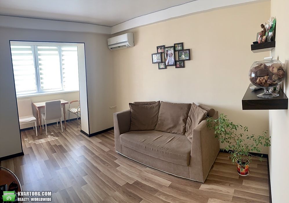 Sell 3-room apartment. Киев,  Героев Сталинграда пр — photo 1