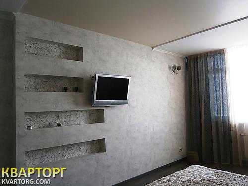 Rent out 2-room apartment. Киев,  Героев Сталинграда пр — photo 2