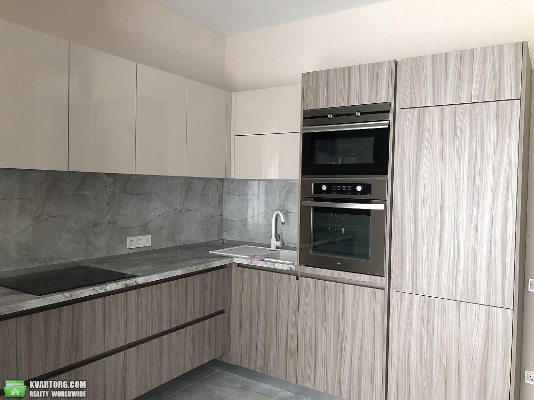 Rent out 2-room apartment. Киев,  Вильямса — photo 2
