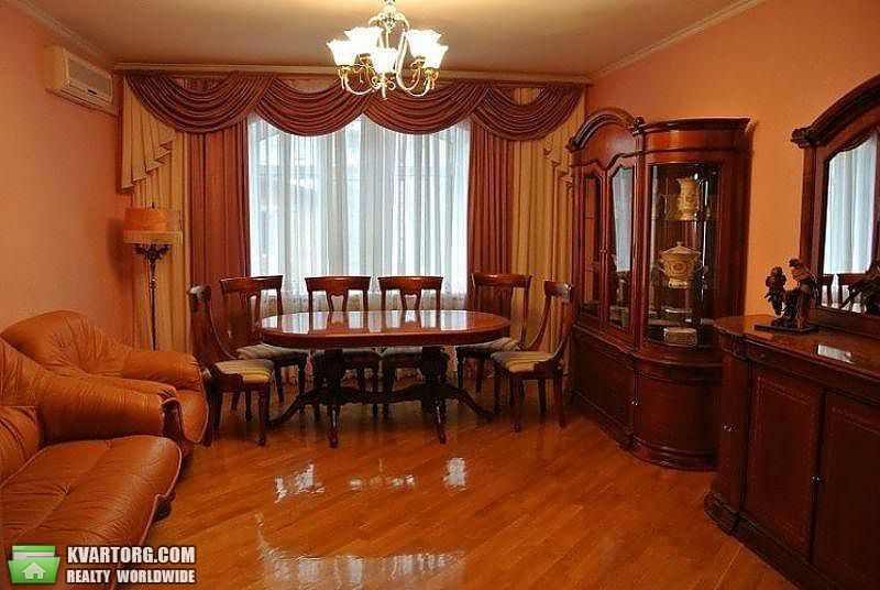 Rent out 3-room apartment. Киев,  Константиновская — photo 1