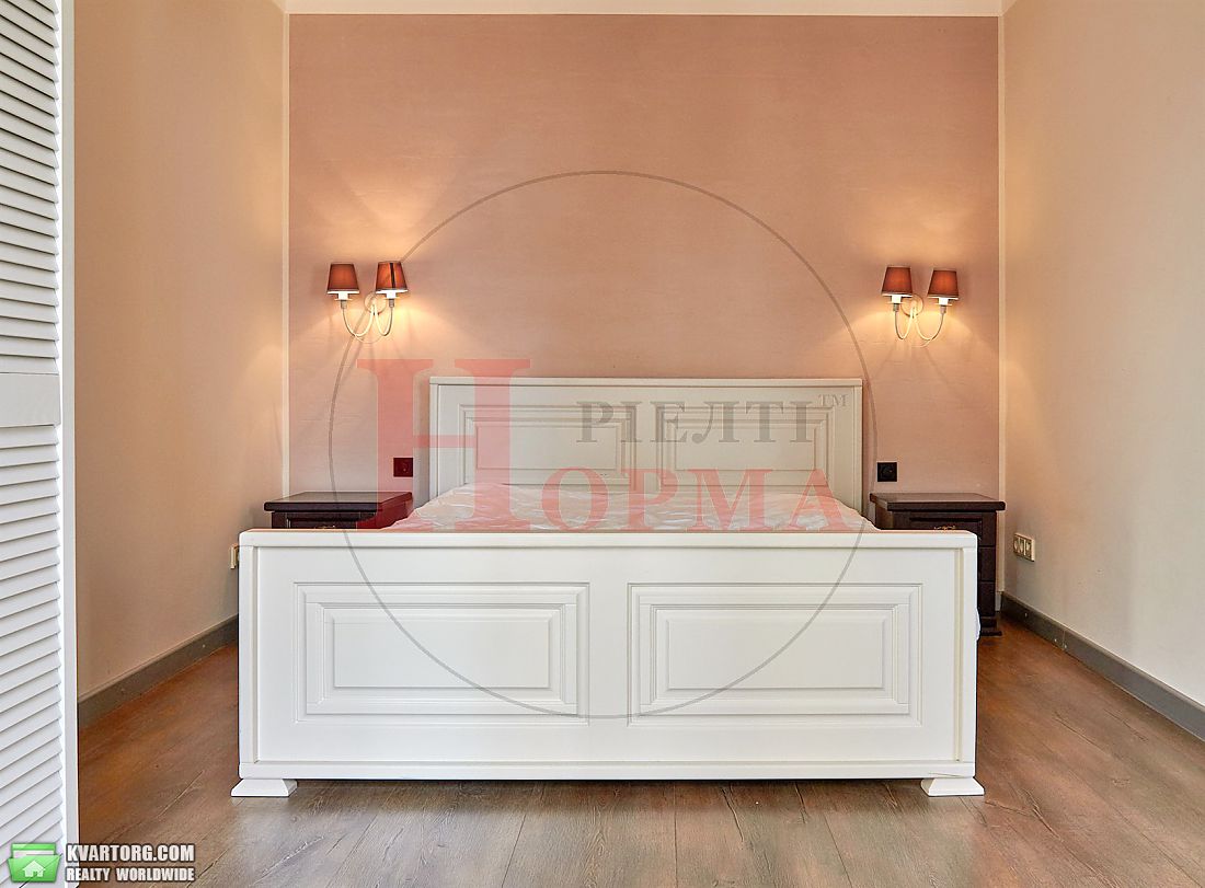 Rent out 2-room apartment. Киев,  Воровского — photo 2