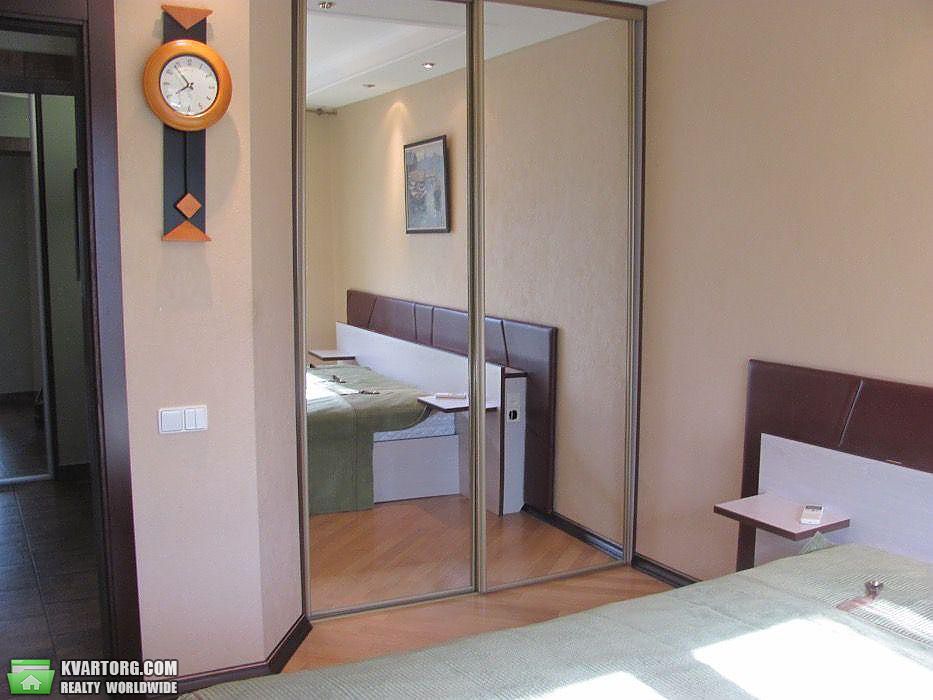 Rent out 3-room apartment. Киев,  Арсенальная — photo 4
