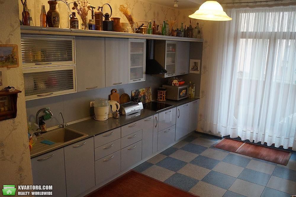 Rent out 4-room apartment. Киев,  Павловская — photo 7