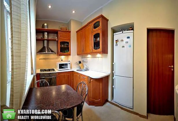 Rent out 3-room apartment. Киев,  Васильковская — photo 4