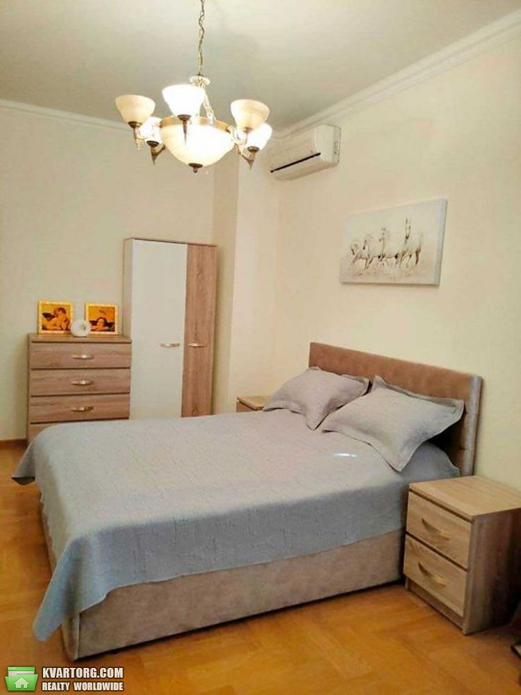 Rent out 3-room apartment. Киев,  Кловский спуск — photo 7