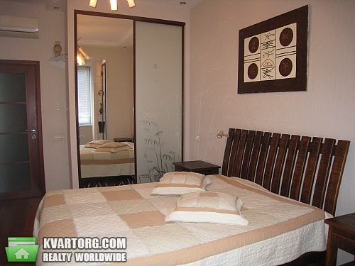 Rent out 2-room apartment. Киев,  Шота Руставели — photo 5