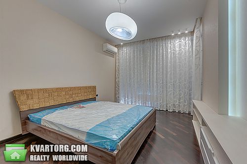 Rent out 4-room apartment. Киев,  Драгомирова — photo 8