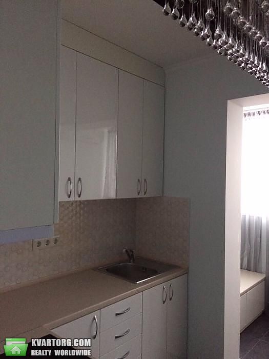 Sell 1-room apartment. Киев,  Межевая — photo 6