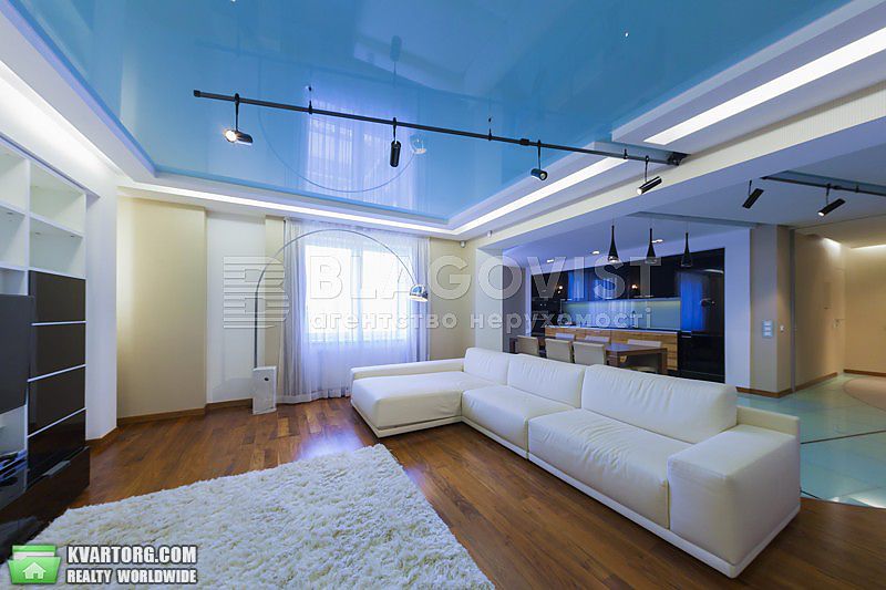Rent out 3-room apartment. Киев,  Старонаводницкая — photo 1