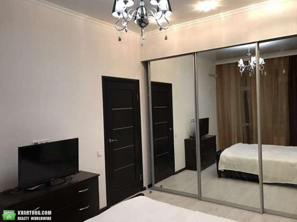 Rent out 1-room apartment. Киев, ул. Вячеслава Черновола — photo 2