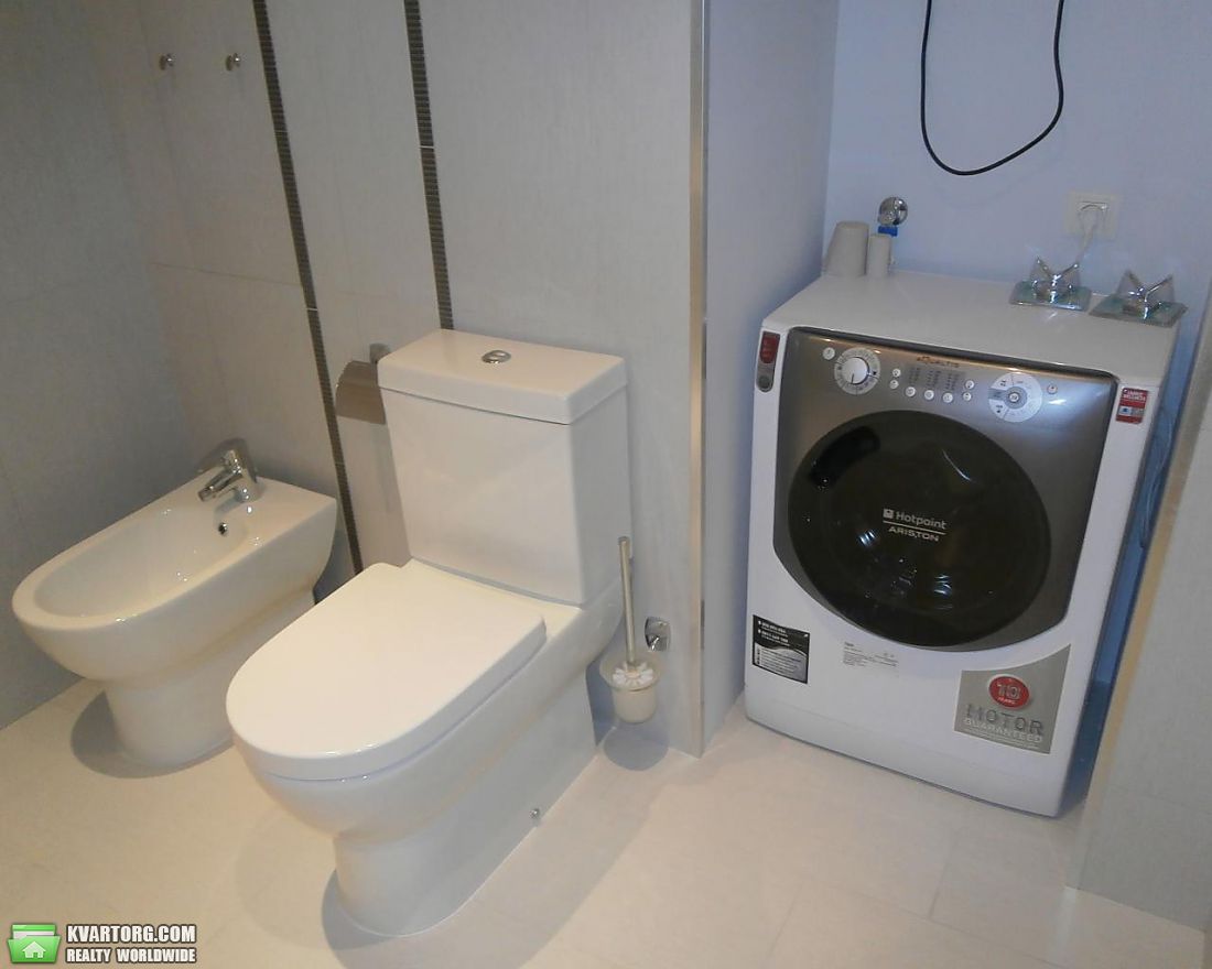 Rent out 2-room apartment. Киев,  Механизаторов — photo 9