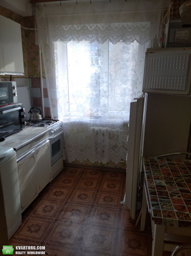 Rent out 2-room apartment. Киев,  Мира пр — photo 5