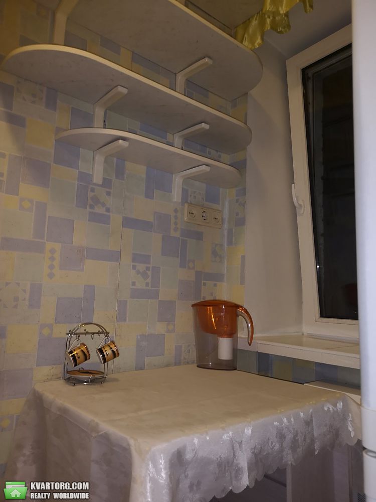 Rent out 1-room apartment. Киев,  Краснопольская — photo 4