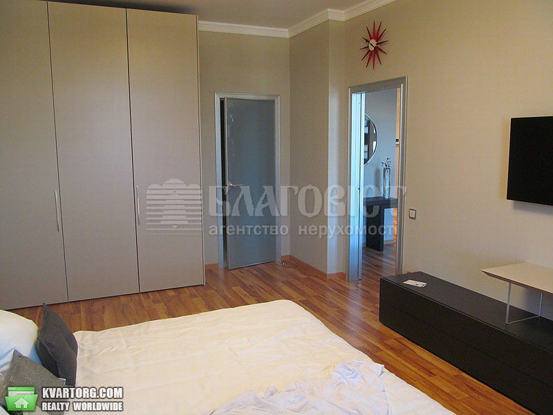 Rent out 2-room apartment. Киев, Драгомирова ул. — photo 8