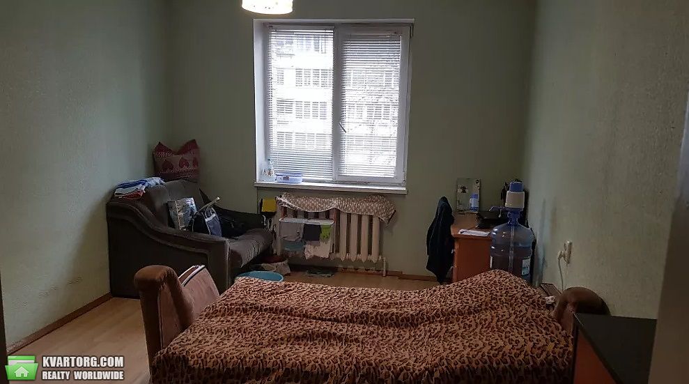 Sell 3-room apartment. Киев,  Победы пр — photo 1