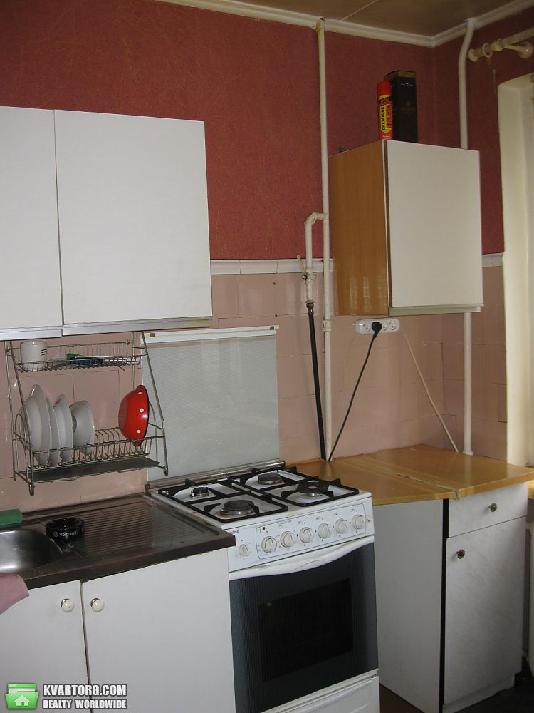 Rent out 3-room apartment. Киев,  Кольцова бул — photo 1