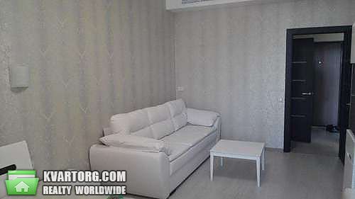 Rent out 1-room apartment. Киев,  Черновола — photo 2