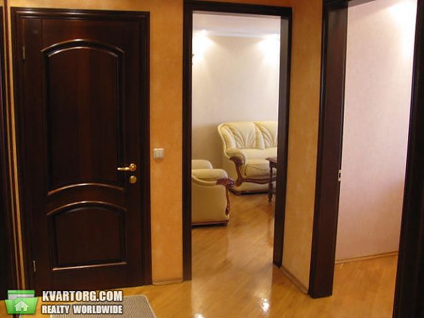 Rent out 3-room apartment. Киев,  Стуса — photo 10