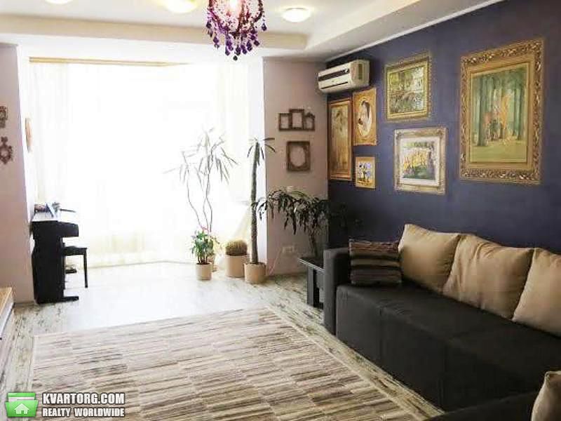 Rent out 4-room apartment. Киев,  Ломоносова — photo 2