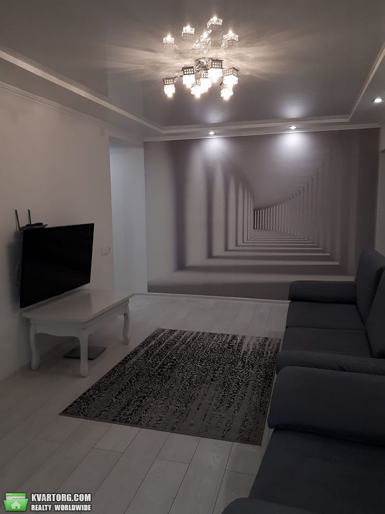 Rent out 3-room apartment. Днепропетровск,  Плеханова — photo 1