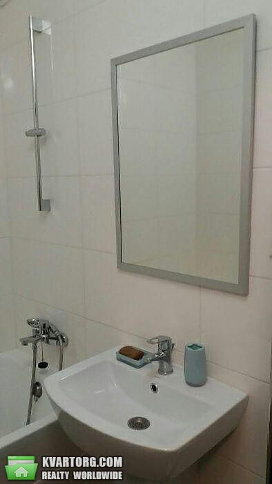 Rent out 1-room apartment. Киев,  Урловская — photo 10