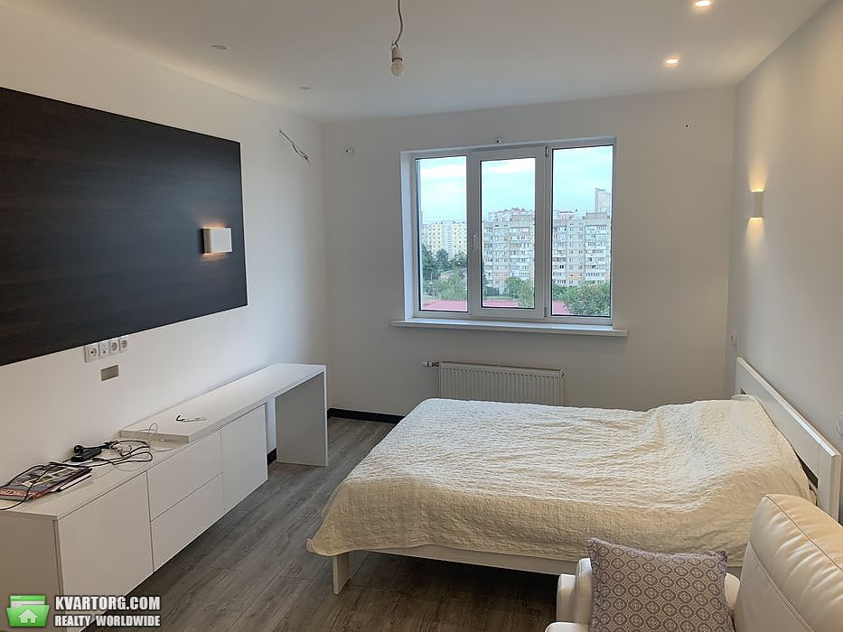 Sell 1-room apartment. Киев,  Оболонский пр — photo 1