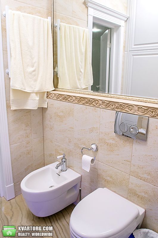 Rent out 2-room apartment. Киев,  Леси Украинки бул — photo 8