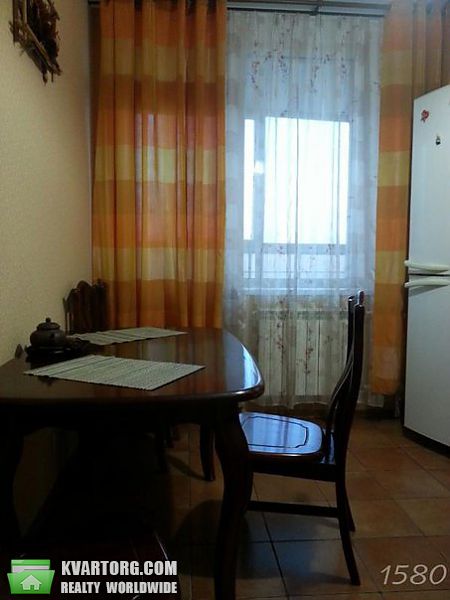 Rent out 2-room apartment. Киев, Курнатовского — photo 4