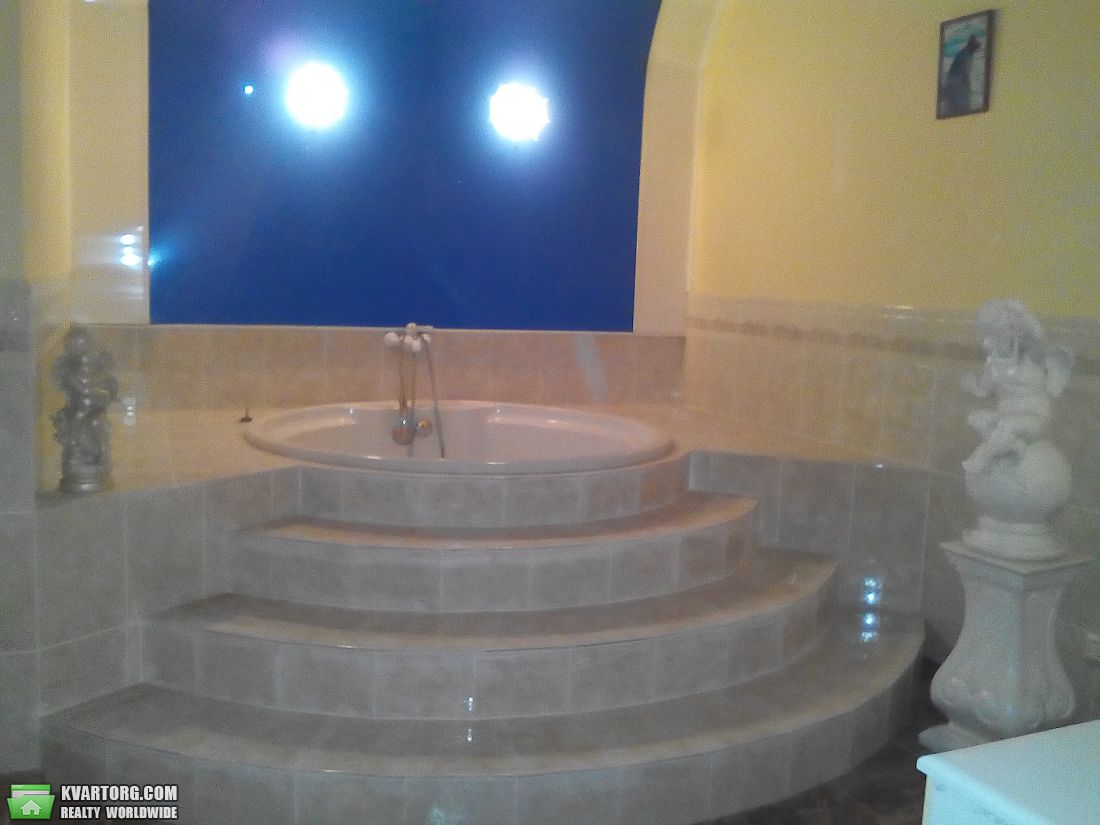 Rent out house. Днепропетровск, Русановская — photo 1