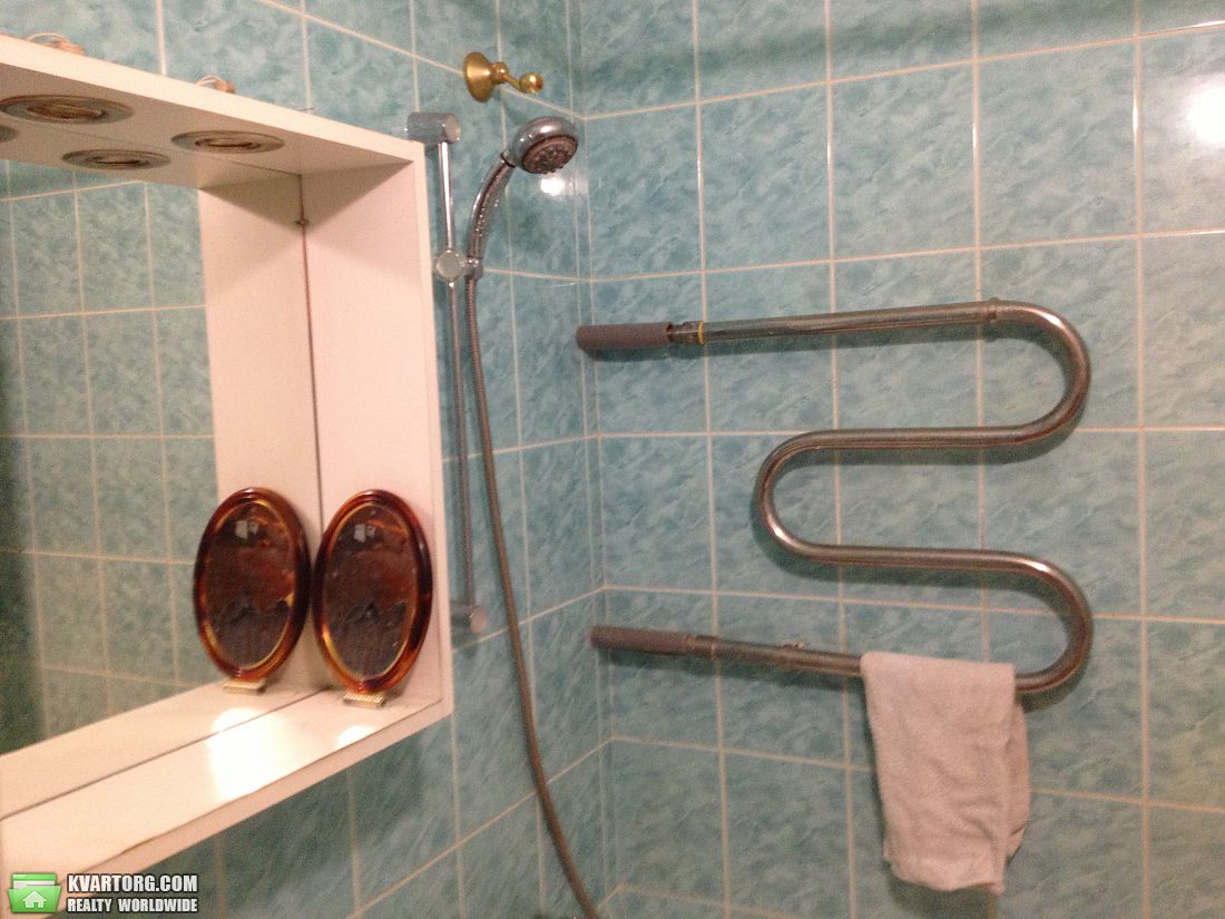 Rent out 2-room apartment. Киев,  Резницкая — photo 9