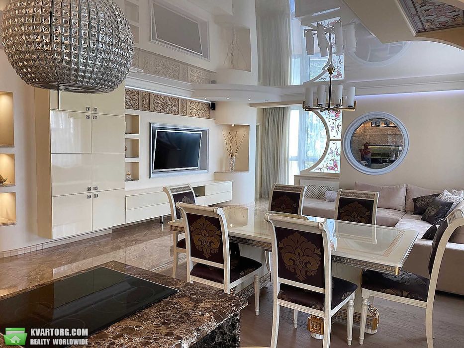 Rent out 2-room apartment. Киев,  Голосеевский пр — photo 1