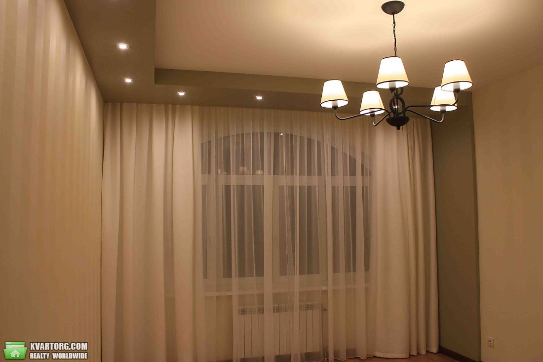 Sell 4-room apartment. Киев,  Полтавская — photo 4