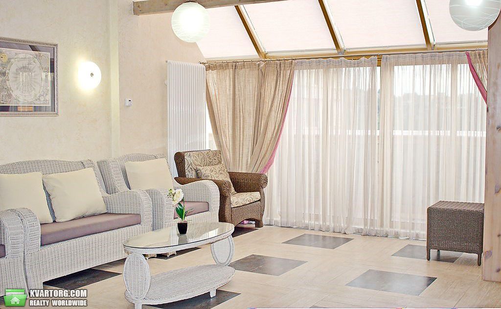 Rent out multi-room apartment. Киев,  Жилянская — photo 6