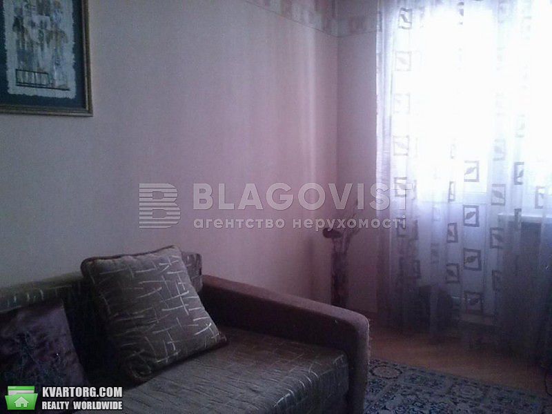 Sell 3-room apartment. Киев,  Урловская — photo 8