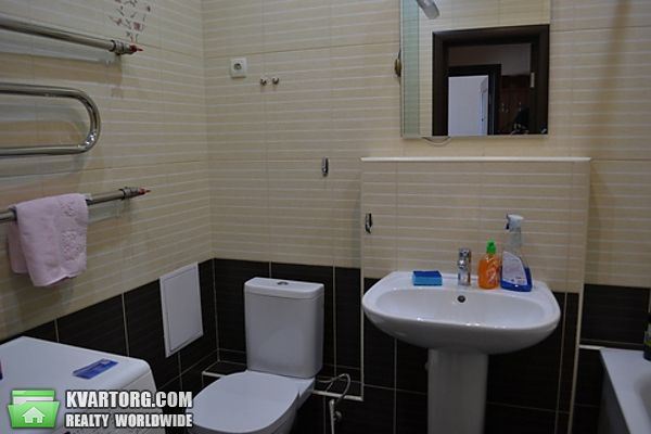 Rent out 1-room apartment. Киев, Драгоманова — photo 4