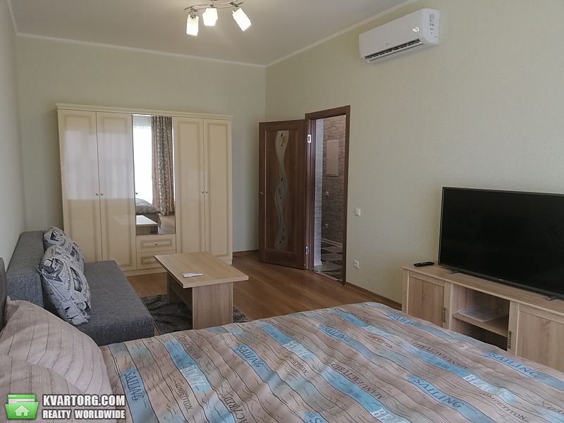 Rent out 1-room apartment. Киев,  Победы пр — photo 4