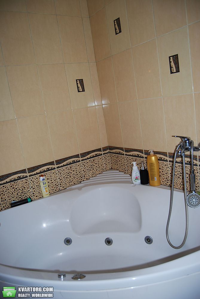 Sell 4-room apartment. Киев,  Харьковское шоссе — photo 5