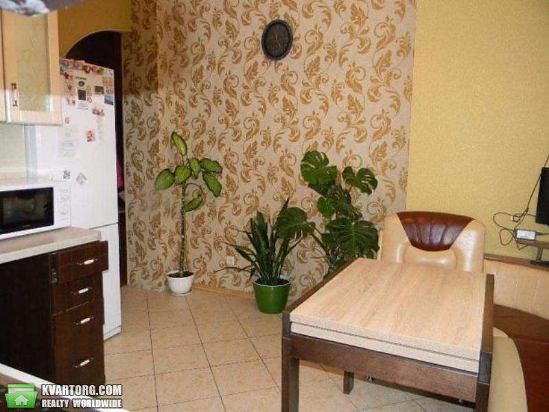 Sell 2-room apartment. Киев,  Пчелки — photo 1