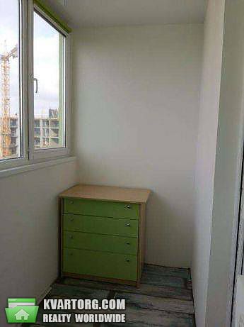Rent out 2-room apartment. Киев,  Воскресенская — photo 9