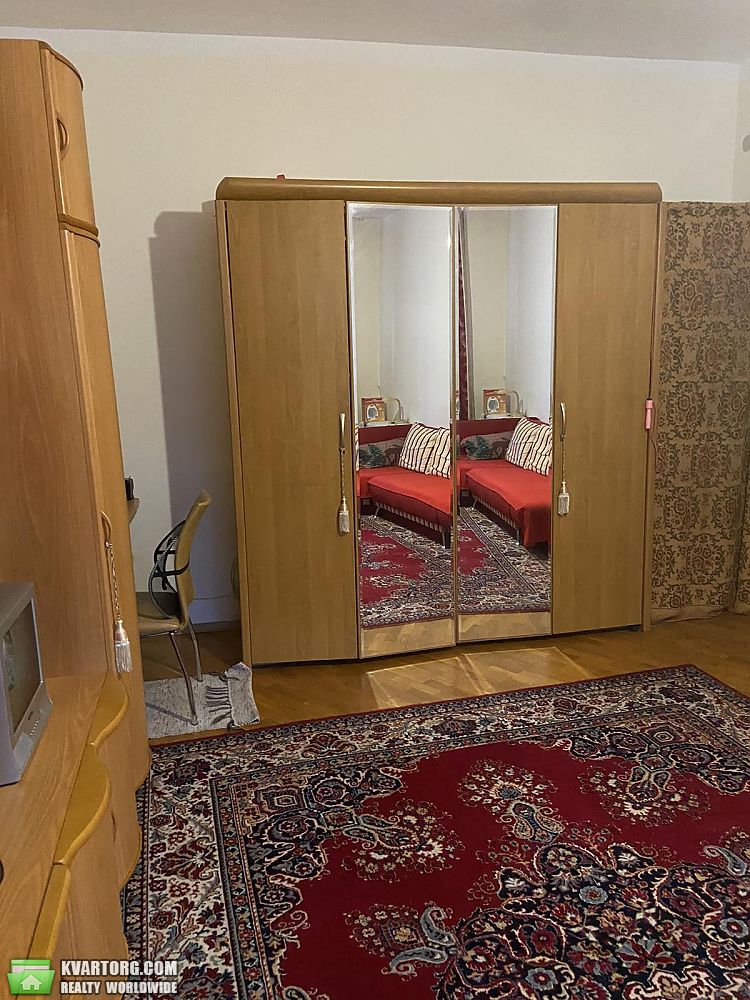 Rent out 2-room apartment. Киев,  Московская — photo 3