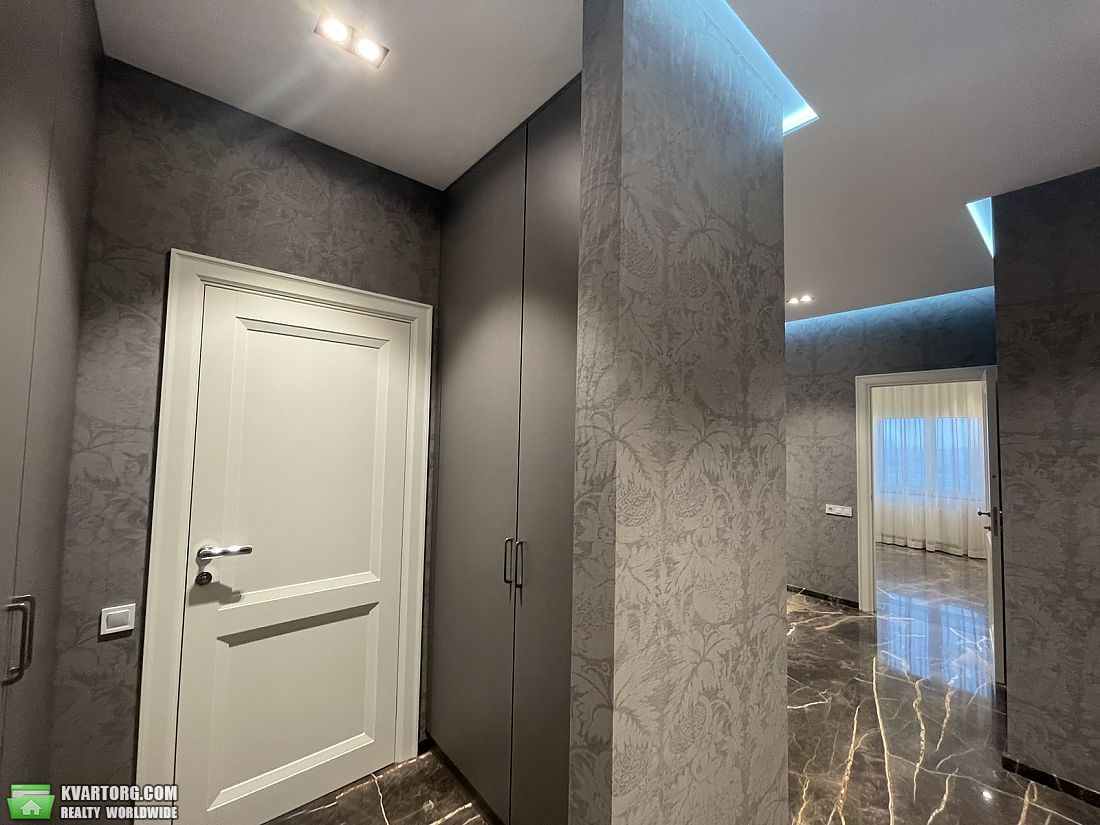 Rent out 3-room apartment. Киев,  Никольско-Слободская — photo 8