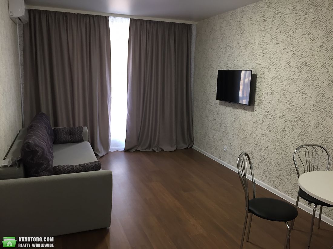 Sell 1-room apartment. Днепропетровск,  Набережное шоссе — photo 2