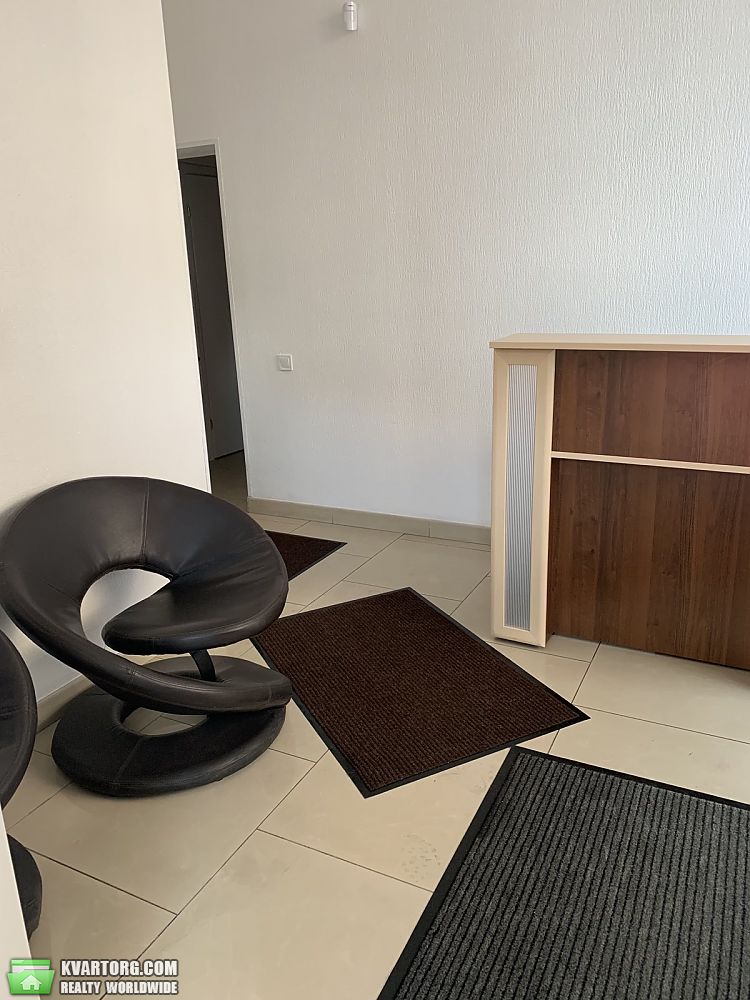 Rent out office. Киев, Кловский спуск — photo 4