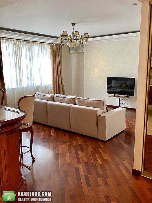 Rent out 3-room apartment. Киев,  Предславинская — photo 10