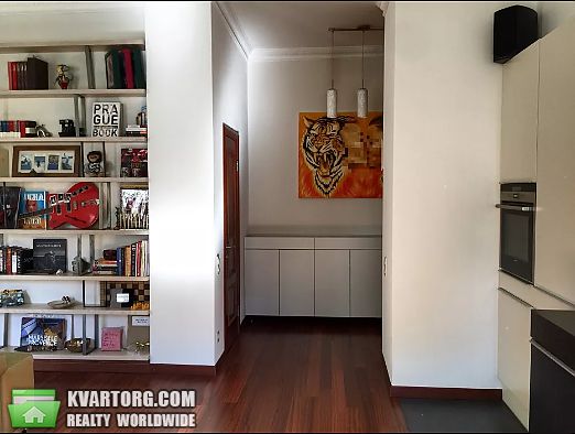 Rent out 2-room apartment. Киев,  Жилянская — photo 7