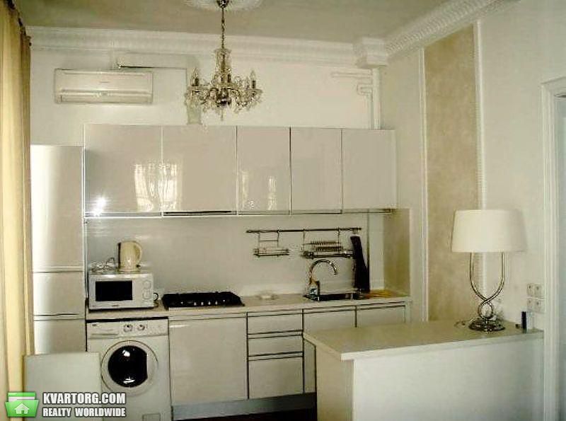 Rent out 2-room apartment. Киев,  Крещатик — photo 5