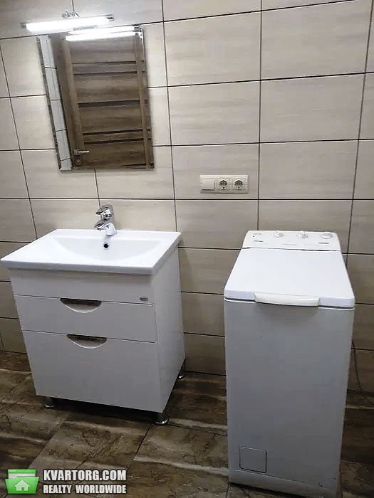 Rent out 2-room apartment. Львов, Замарстинівська — photo 7