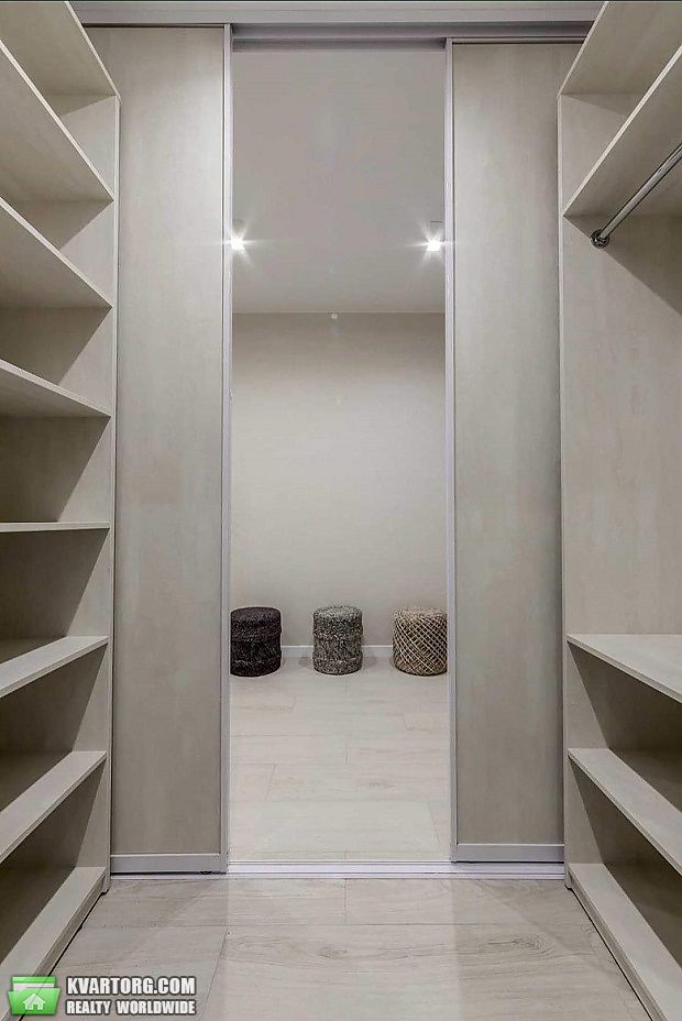 Sell 4-room apartment. Киев,  Киквидзе — photo 10