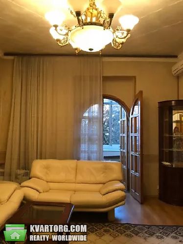 Sell 3-room apartment. Киев,  Липская — photo 1