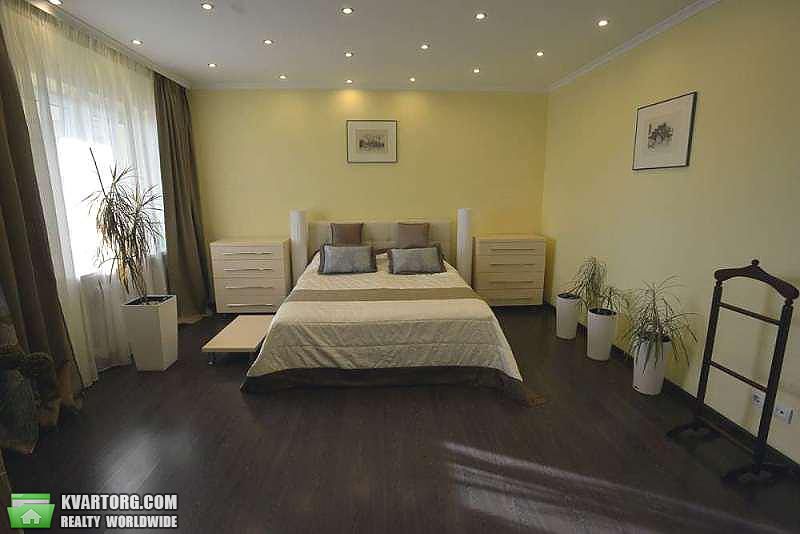 Rent out 3-room apartment. Киев,  Срибнокильская — photo 3